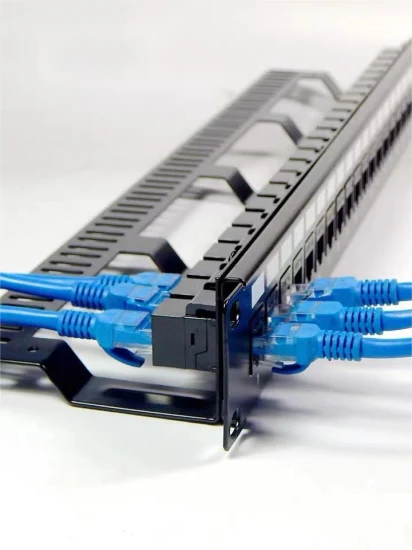 19' 1u STP Panel de conexión en blanco 24 puertos RJ45 Keystone Jack Comunicación de telecomunicaciones con barra trasera